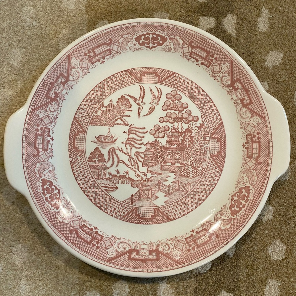 Blue Willow Red and White Dinnerware Plate